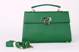 單肩斜挎女包母嬰用品比價導購 易購網選購指南